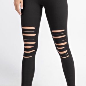 Brand new ripped leggings